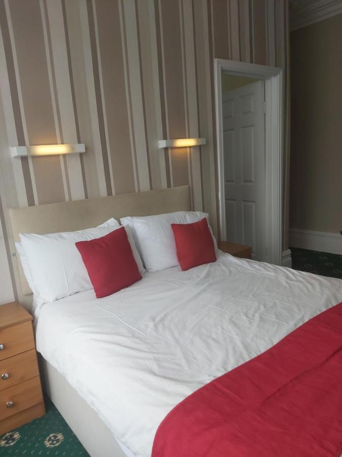 Rayners Hotel Blackpool Buitenkant foto