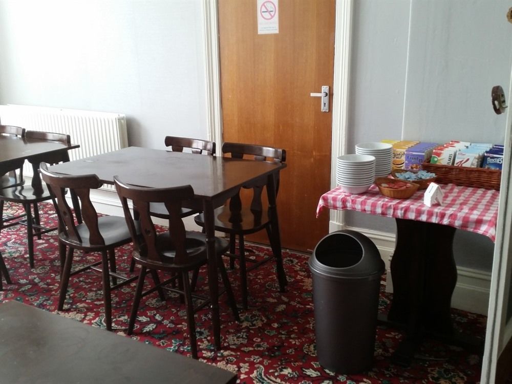 Rayners Hotel Blackpool Buitenkant foto